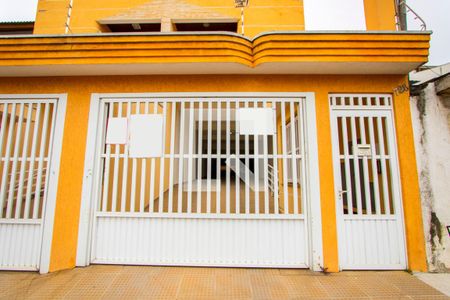 Apartamento para alugar com 80m², 2 quartos e 2 vagasFachada