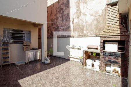 Casa à venda com 89m², 3 quartos e 2 vagasChurrasqueira