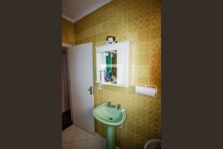 Casa à venda com 89m², 3 quartos e 2 vagasBanheiro 1