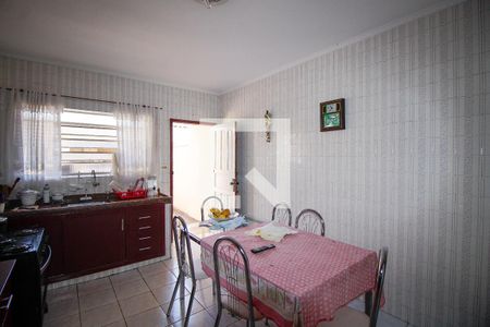 Casa à venda com 89m², 3 quartos e 2 vagasCozinha