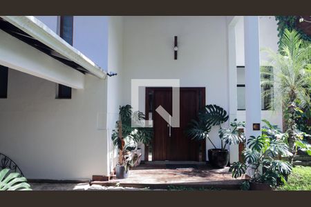 Fachada de casa de condomínio à venda com 4 quartos, 1500m² em Itanhangá, Rio de Janeiro