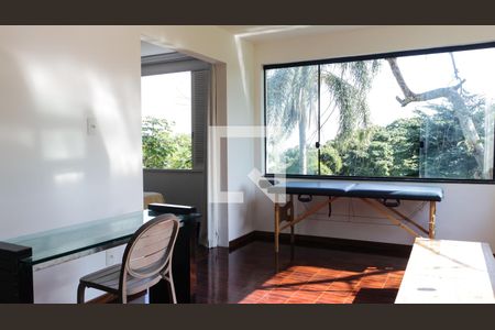 Casa de condomínio à venda com 1500m², 4 quartos e 8 vagas Casa de condomínio à venda com 1500m², 4 quartos e 8 vagasSuíte 2