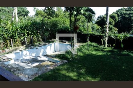 Casa de condomínio à venda com 1500m², 4 quartos e 8 vagas Casa de condomínio à venda com 1500m², 4 quartos e 8 vagasVista da Varanda