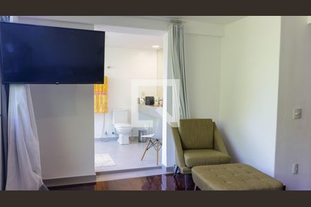 Casa de condomínio à venda com 1500m², 4 quartos e 8 vagas Casa de condomínio à venda com 1500m², 4 quartos e 8 vagasSuíte