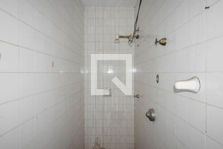 Casa à venda com 500m², 4 quartos e 5 vagas Casa à venda com 500m², 4 quartos e 5 vagasBanheiro de Serviço