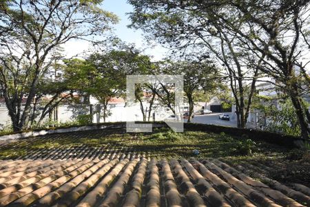 Casa à venda com 500m², 4 quartos e 5 vagas Casa à venda com 500m², 4 quartos e 5 vagasVista da suíte 3