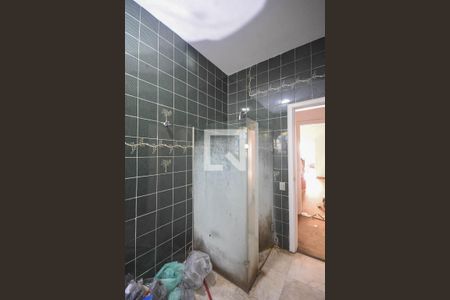 Casa à venda com 500m², 4 quartos e 5 vagas Casa à venda com 500m², 4 quartos e 5 vagasBanheiro suíte 4