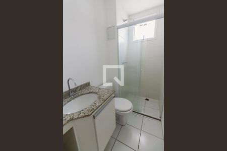 Banheiro da Suíte 1 de apartamento para alugar com 3 quartos, 67m² em Bom Retiro, São Paulo
