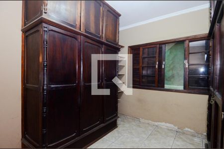 Quarto 2 de casa à venda com 3 quartos, 306m² em Jardim Vila Galvao, Guarulhos