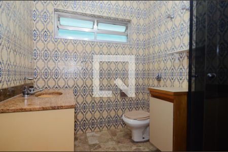 Casa à venda com 306m², 3 quartos e 4 vagasBanheiro