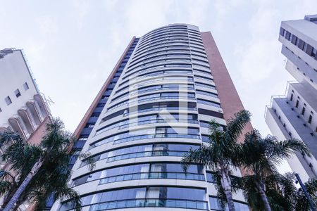 Apartamento para alugar com 178m², 3 quartos e 3 vagasFachada
