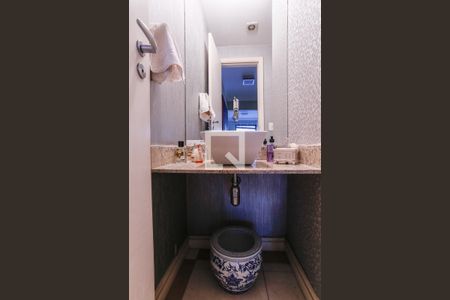 Apartamento para alugar com 178m², 3 quartos e 3 vagasLavabo