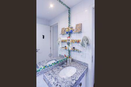 Apartamento para alugar com 178m², 3 quartos e 3 vagasBanheiro  Suíte 2