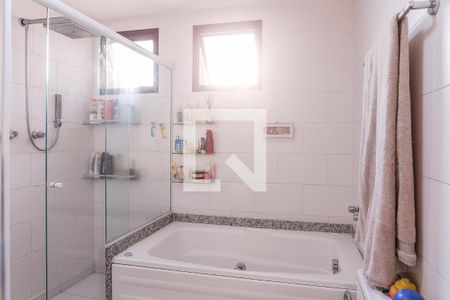 Apartamento para alugar com 178m², 3 quartos e 3 vagasBanheiro Suíte 1