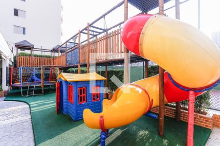 Apartamento para alugar com 178m², 3 quartos e 3 vagasPlayground