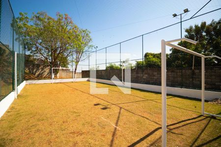Apartamento à venda com 50m², 2 quartos e 1 vaga Apartamento à venda com 50m², 2 quartos e 1 vagaÁrea comum - Campo de Futebol 01