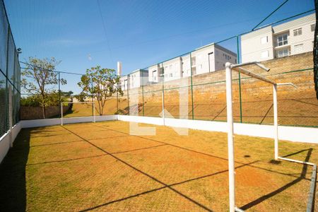 Apartamento à venda com 50m², 2 quartos e 1 vaga Apartamento à venda com 50m², 2 quartos e 1 vagaÁrea comum - Campo de Futebol 02