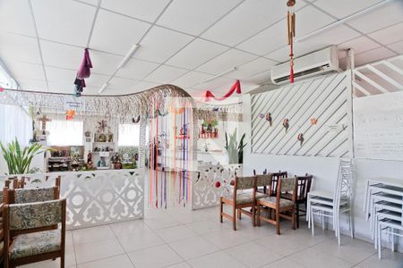 Casa à venda com 360m², 3 quartos e 2 vagasSalão