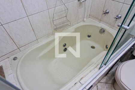 Casa à venda com 360m², 3 quartos e 2 vagasBanheiro