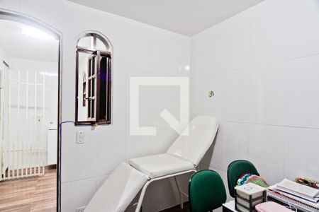 Casa à venda com 360m², 3 quartos e 2 vagasQuarto de Serviço