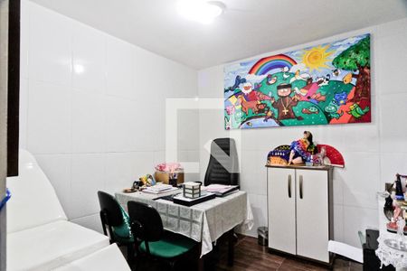 Casa à venda com 360m², 3 quartos e 2 vagasQuarto de Serviço