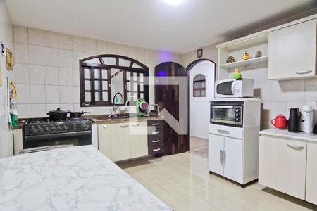 Casa à venda com 360m², 3 quartos e 2 vagasCozinha