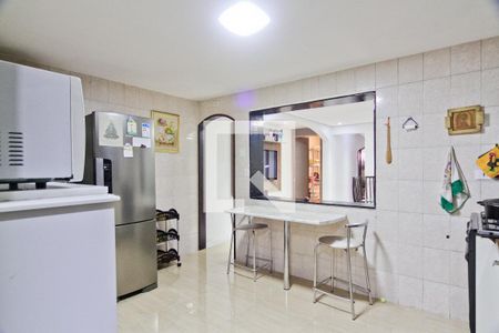 Casa à venda com 360m², 3 quartos e 2 vagasCozinha