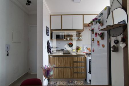 Apartamento para alugar com 53m², 2 quartos e 2 vagas Apartamento para alugar com 53m², 2 quartos e 2 vagasCozinha