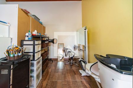 Casa à venda com 300m², 4 quartos e 4 vagasSalão Superior