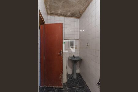 Casa à venda com 250m², 3 quartos e 2 vagasBanheiro de Serviço