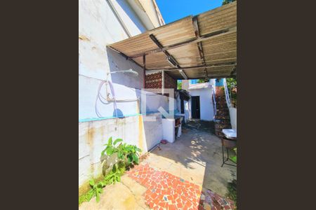 Casa de condomínio para alugar com 130m², 3 quartos e sem vagaÁrea Externa de Fundos