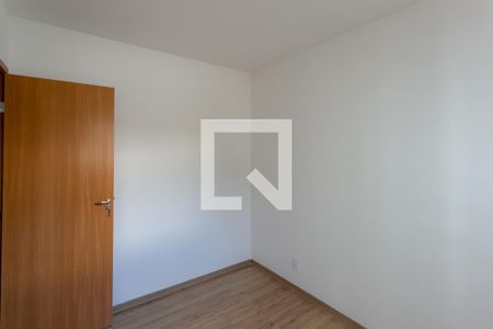 Quarto 1 de apartamento para alugar com 2 quartos, 45m² em Lagoinha, Belo Horizonte