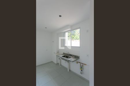 Apartamento à venda com 45m², 2 quartos e 1 vagaCozinha e Área de Serviço