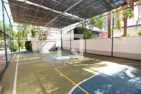 Apartamento à venda com 100m², 3 quartos e 1 vagaÁrea Comum - Playground