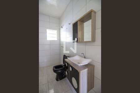 Banheiro de casa para alugar com 1 quarto, 90m² em Parque Peruche, São Paulo