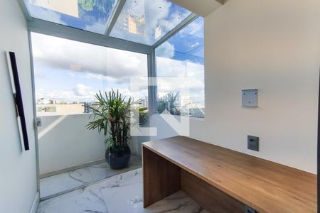 Apartamento à venda com 121m², 3 quartos e 3 vagasEscritório