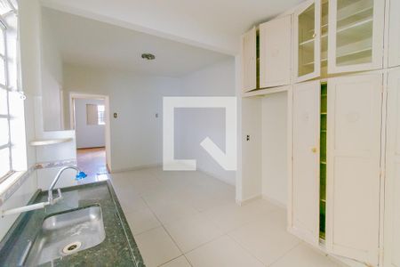 Casa à venda com 270m², 4 quartos e 3 vagasCozinha