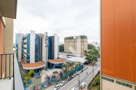 Studio para alugar com 31m², 1 quarto e sem vaga Studio para alugar com 31m², 1 quarto e sem vagaSacada