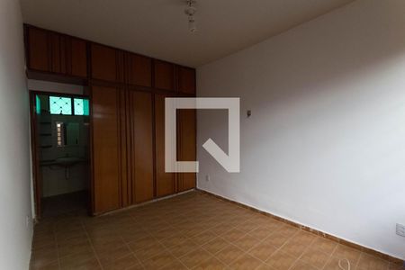 Suíte de casa para alugar com 4 quartos, 230m² em Setor Oeste, Goiânia