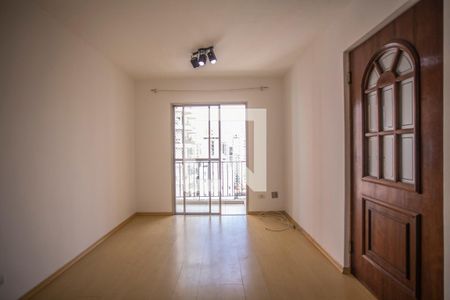 Apartamento para alugar com 80m², 2 quartos e 1 vaga Apartamento para alugar com 80m², 2 quartos e 1 vagaSala de Estar