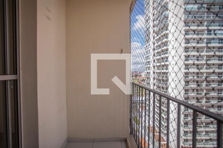 Apartamento para alugar com 80m², 2 quartos e 1 vaga Apartamento para alugar com 80m², 2 quartos e 1 vagaVaranda