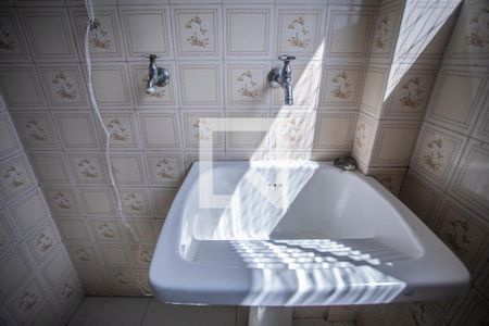 Apartamento para alugar com 80m², 2 quartos e 1 vaga Apartamento para alugar com 80m², 2 quartos e 1 vagaÁrea de Serviço - Torneira
