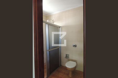 Casa de condomínio à venda com 440m², 4 quartos e 2 vagasBanheiro da Suíte 1