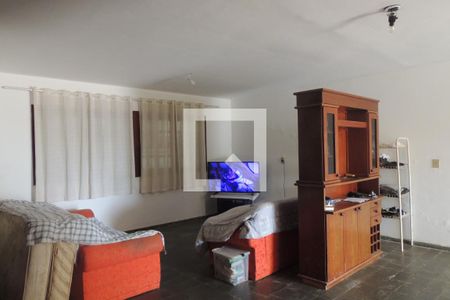 Sala de casa de condomínio à venda com 4 quartos, 440m² em Loteamento Caminhos de São Conrado (sousas), Campinas