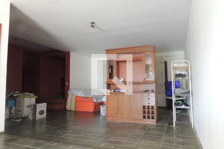 Sala de casa de condomínio à venda com 4 quartos, 440m² em Loteamento Caminhos de São Conrado (sousas), Campinas