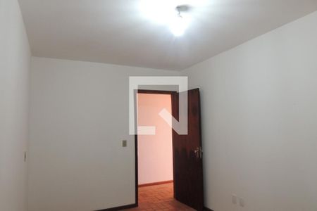 Casa de condomínio à venda com 440m², 4 quartos e 2 vagasQuarto 2