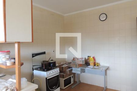 Casa de condomínio à venda com 440m², 4 quartos e 2 vagasCozinha