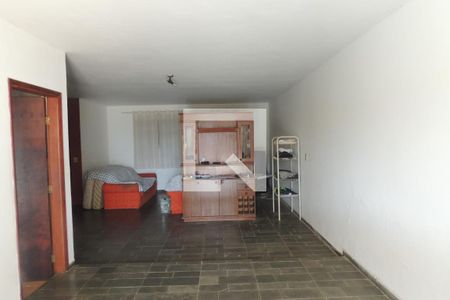Sala de casa de condomínio à venda com 4 quartos, 440m² em Loteamento Caminhos de São Conrado (sousas), Campinas