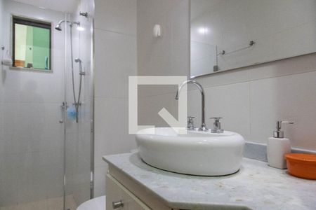 Apartamento para alugar com 85m², 3 quartos e 2 vagas Apartamento para alugar com 85m², 3 quartos e 2 vagasBanheiro social