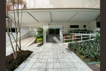 Apartamento para alugar com 85m², 3 quartos e 2 vagas Apartamento para alugar com 85m², 3 quartos e 2 vagasFachada